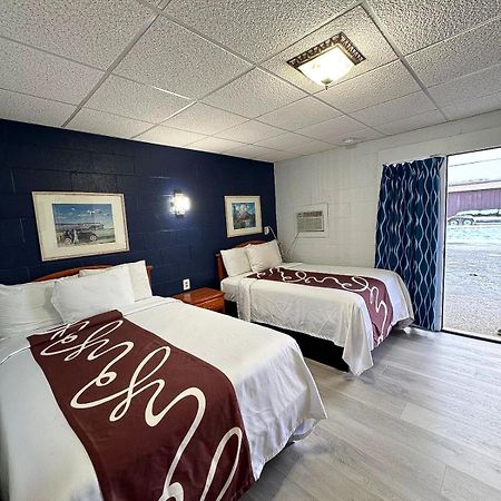 Sleep-Ees Inn, Saginaw & Frankenmuth 외부 사진